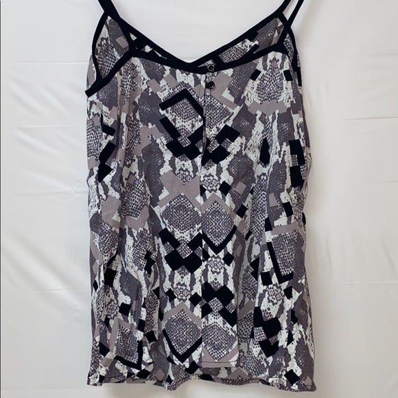 French Connection Cami top 🦈 - Picture 2 of 6